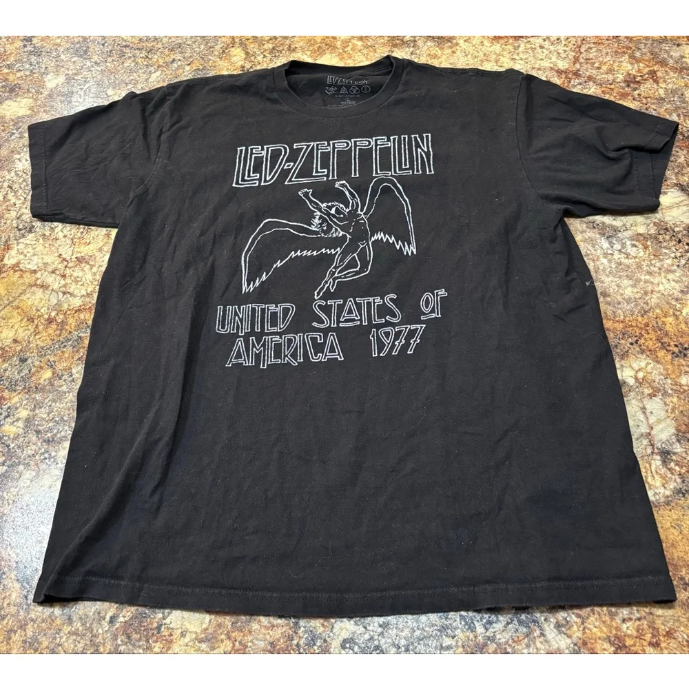 Led Zeppelin 1977 USA Tour Graphic Tee - Picture 2 of 4